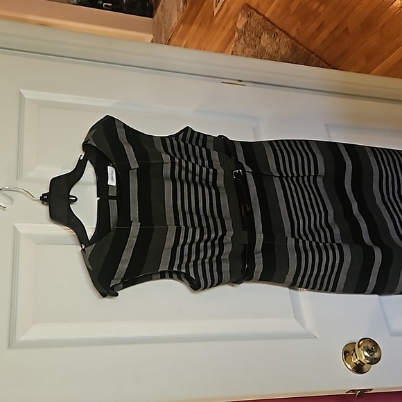 CALVIN KLEIN SLEEVELESS DRESS!! - Picture 9 of 13